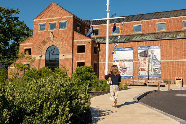 Walking Mariners Museum 2